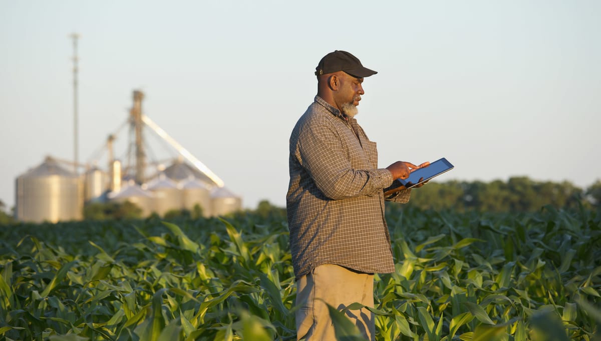 e-farming, Farmer